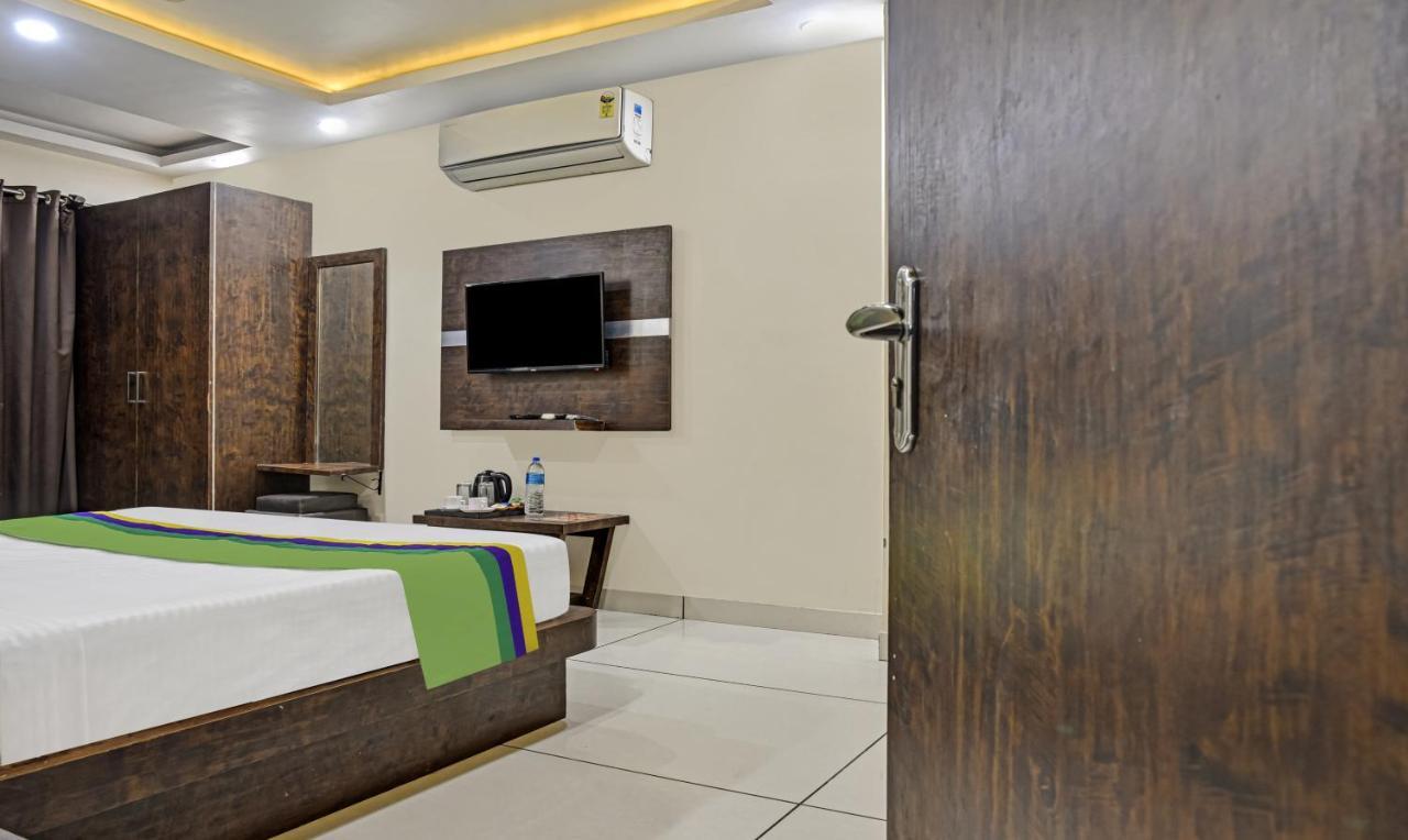 Treebo Trend Jalsa Dlx Hoshangabad Road Bhopal Exterior foto
